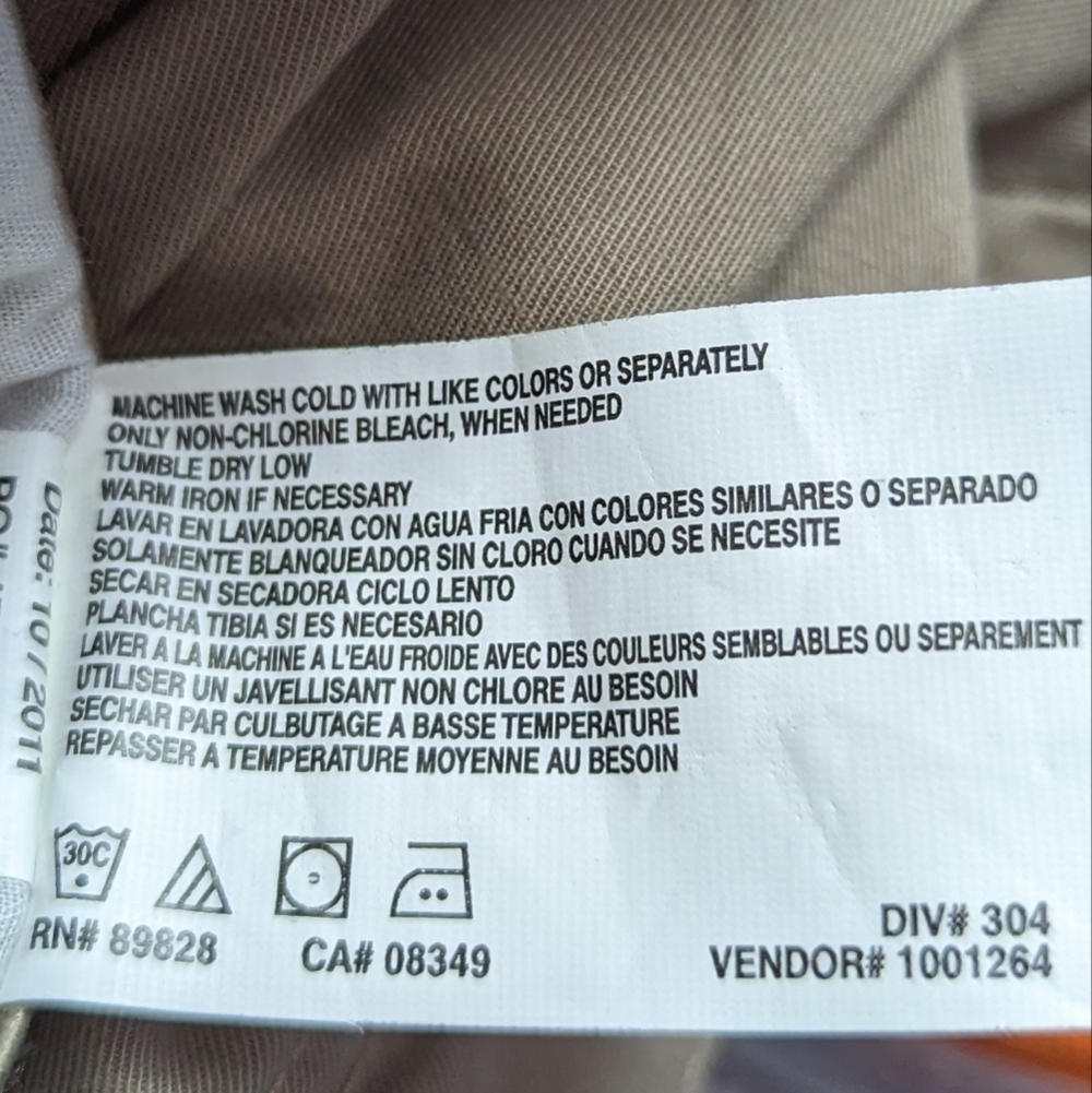 Bandolino NWOT Capri Pants Sz 6 - Picture 12 of 12